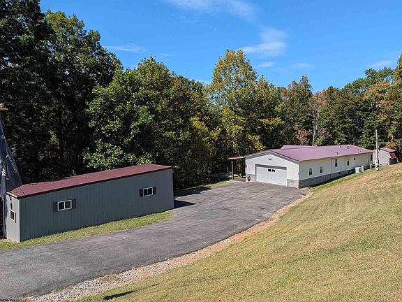5th image of 427 Harley Brown Dr