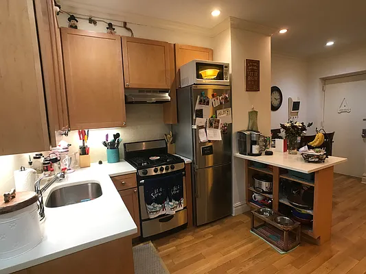 Rented by Ideal Properties Group | media 29