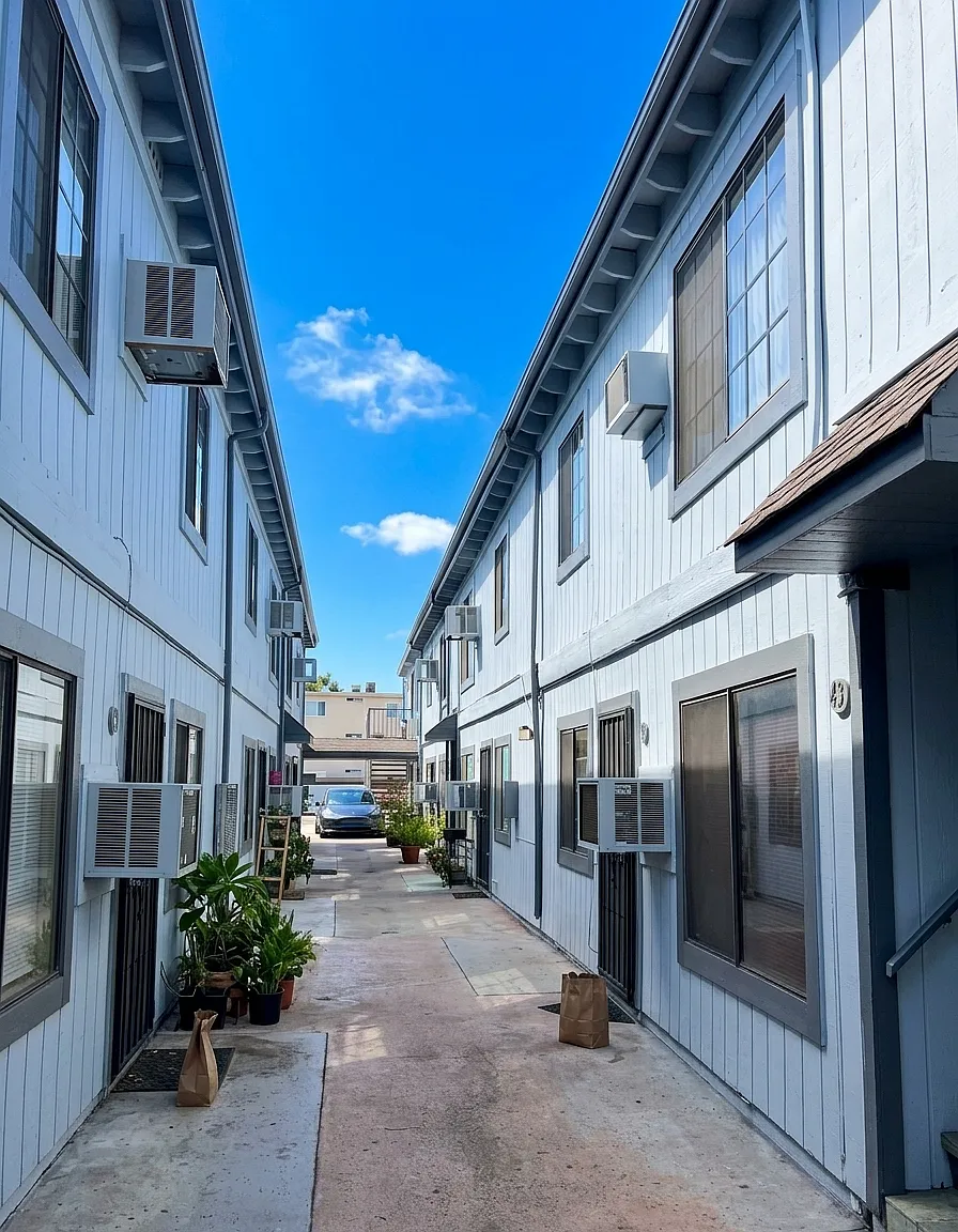 1 bed, 540 sqft, $1,725 — Photo 2
