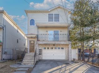 946 Olive St, Elizabeth, NJ 07201