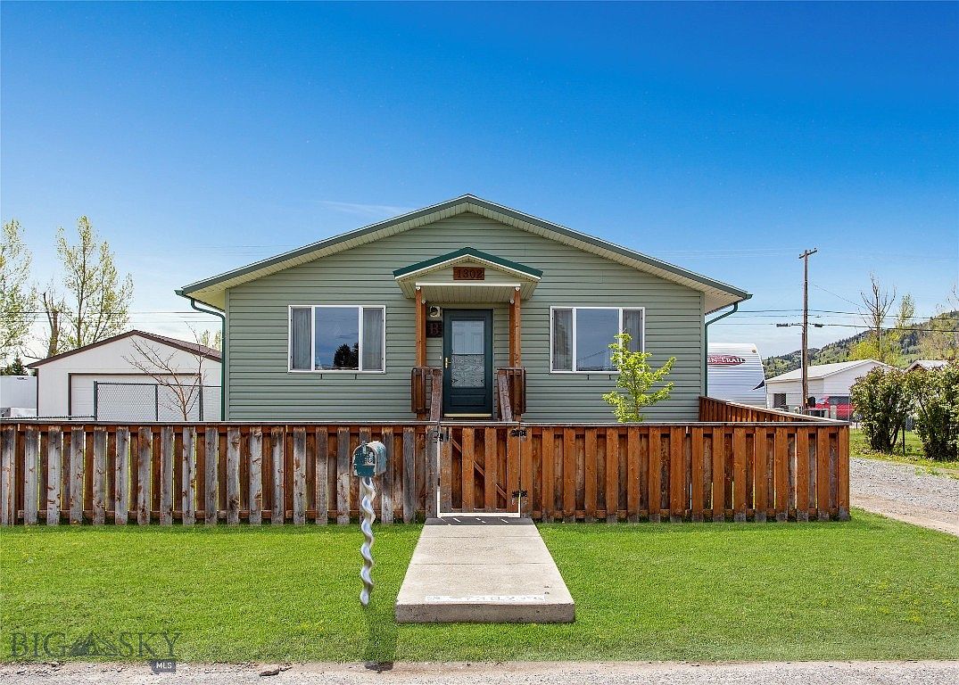 1302 Sampson St W, Butte, MT 59701 Zillow