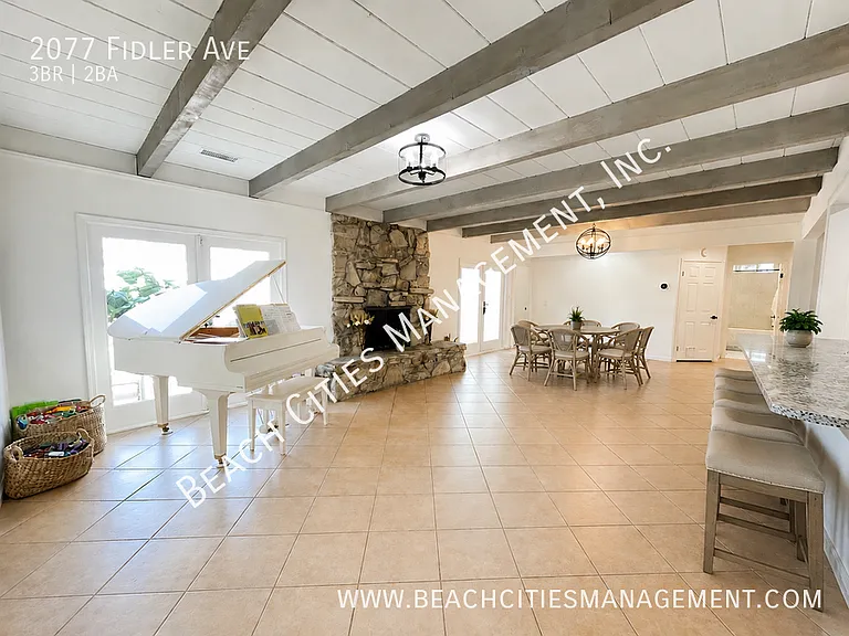 2077 Fidler Ave — Photo 12
