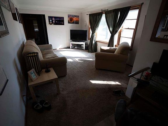 4th image of 5453 N 4th St