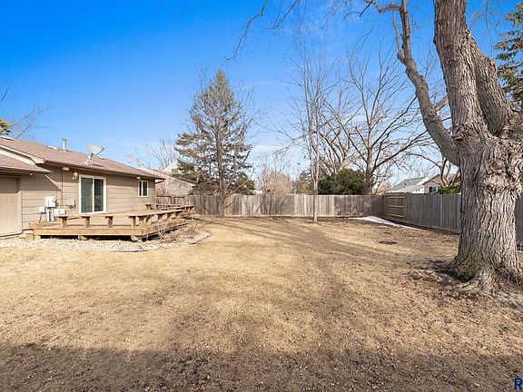 2nd image of 6305 W 58th St