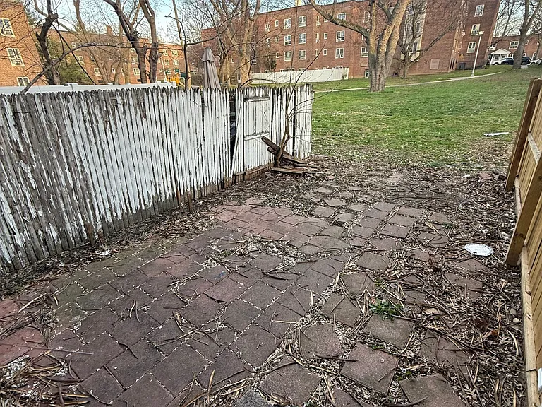 69-05 186th Ln — Photo 5