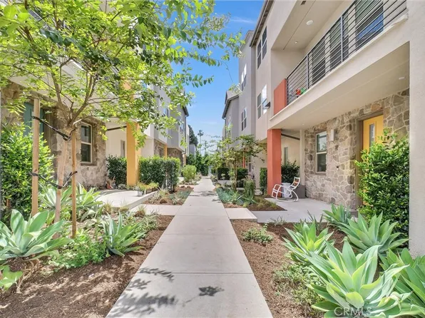 238 Scratch Rd, Covina, CA 91722