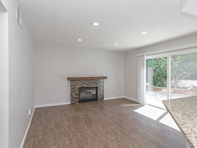 5239 Wohlford St — Photo 11