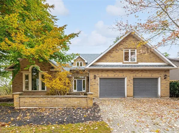 52 McNab St E, Centre Wellington, ON N0B 1S0