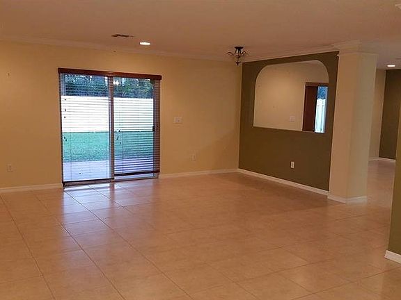 3rd image of 12471 SW 45th Dr