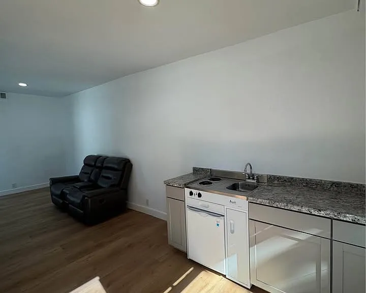 712 Nottingham Blvd #1 — Photo 13