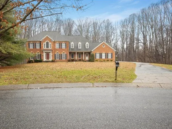 2000 Gresham Ln, Davidsonville, MD 21035