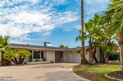 132 E Pebble Beach Dr Photo 1