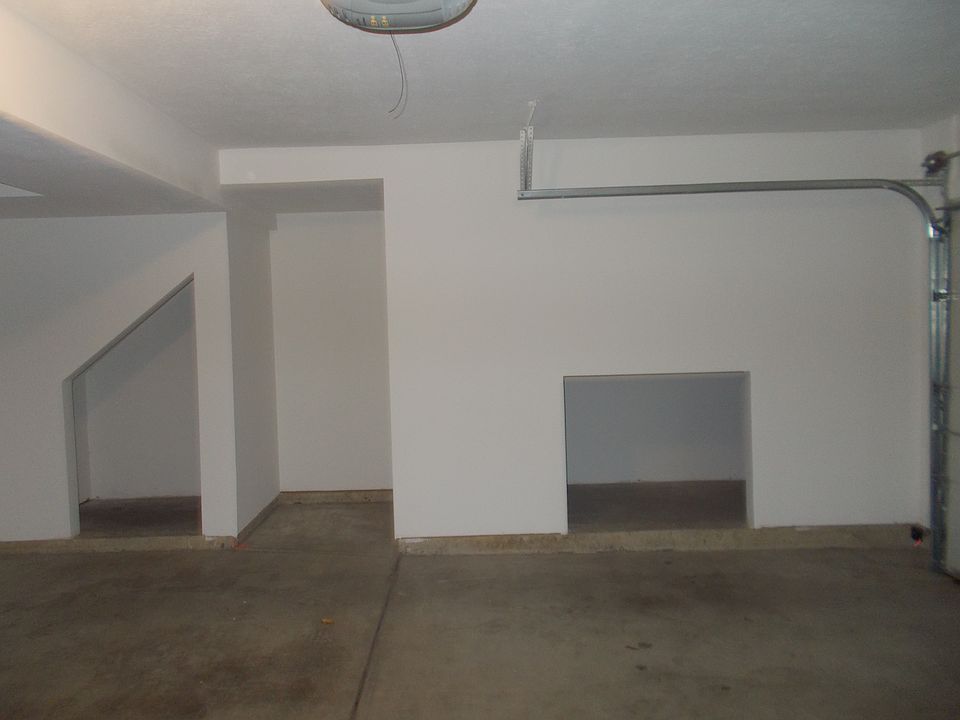 2nd image of 5682 Brownstone Dr