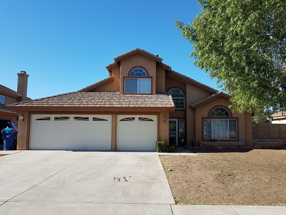2nd image of 3253 Rollingridge Ave