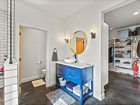 33rd image of this home