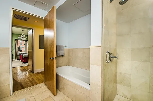 Sold by Real Direct | media 23