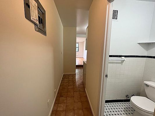 3rd image of 321 W 105th St #5H