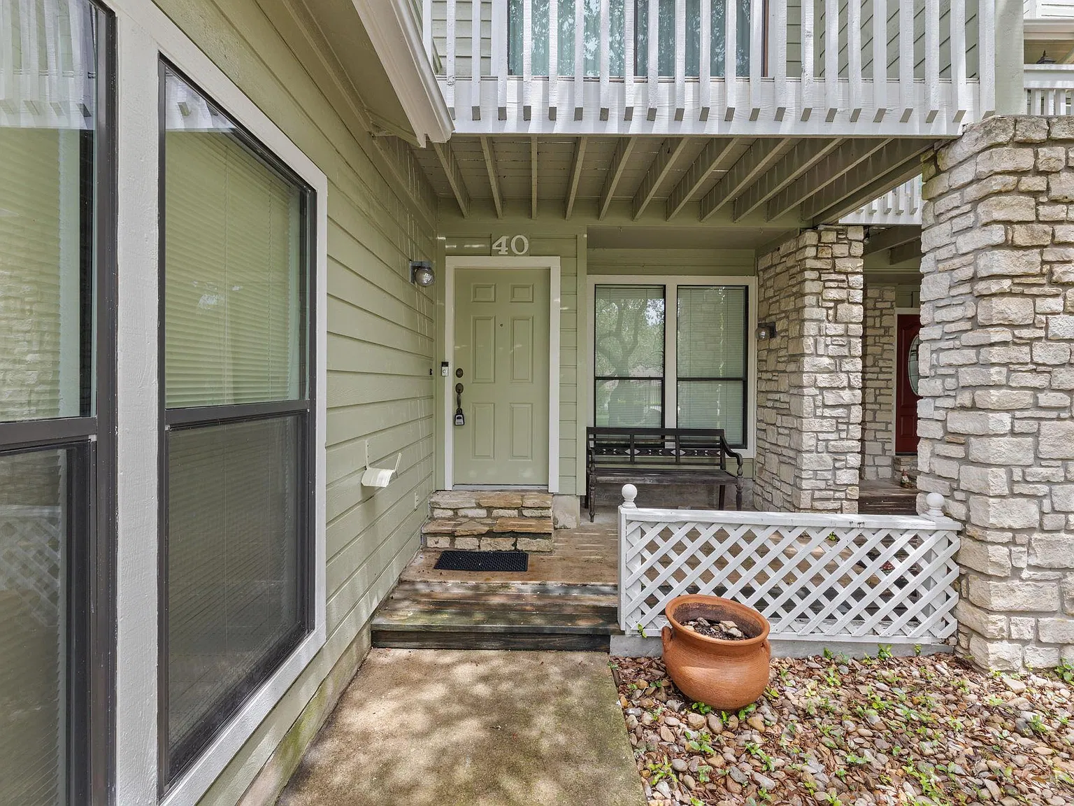 3 bed, 3.0 bath, 1623 sqft, $1,950 — Photo 3