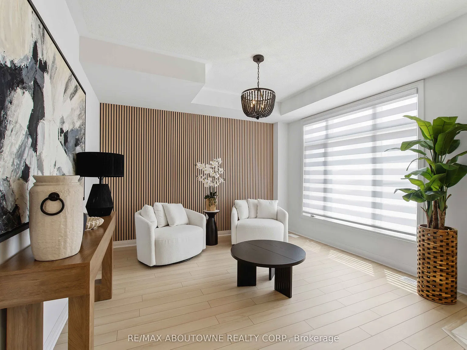 3 bed, $3,000 — Photo 4