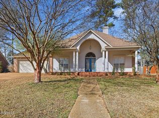 527 Ridge Cir, Brandon, MS 39047