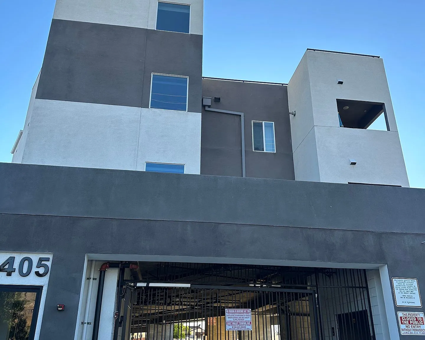 YaYa Glenoaks, LLC — Photo 4