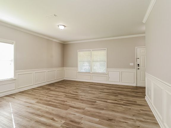 5th image of 14416 Lake Crossing Dr