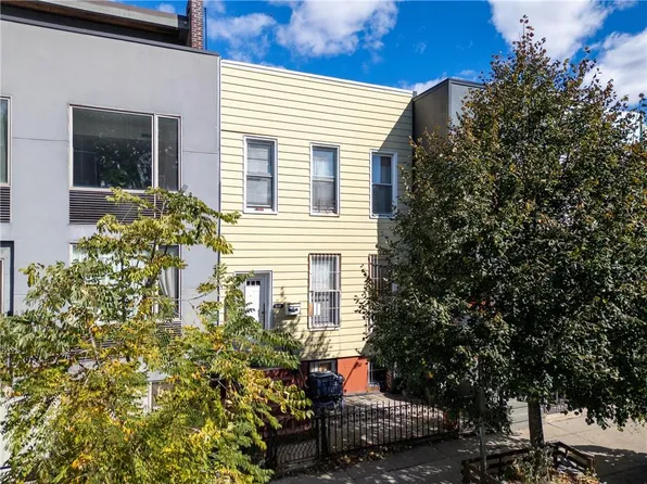415 17th St #A, Brooklyn, NY 11215
