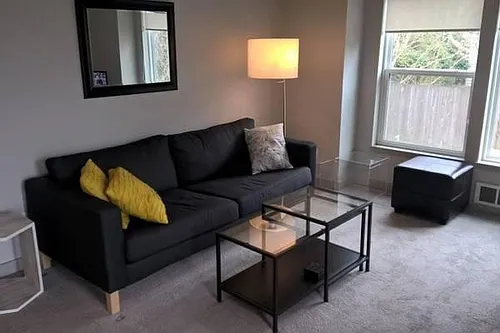 1922 Franklin Ave E #3E Photo 1