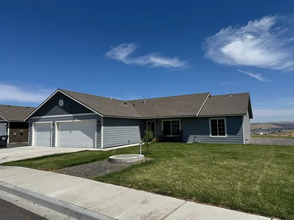 2639 Oriole St, Umatilla, OR 97882