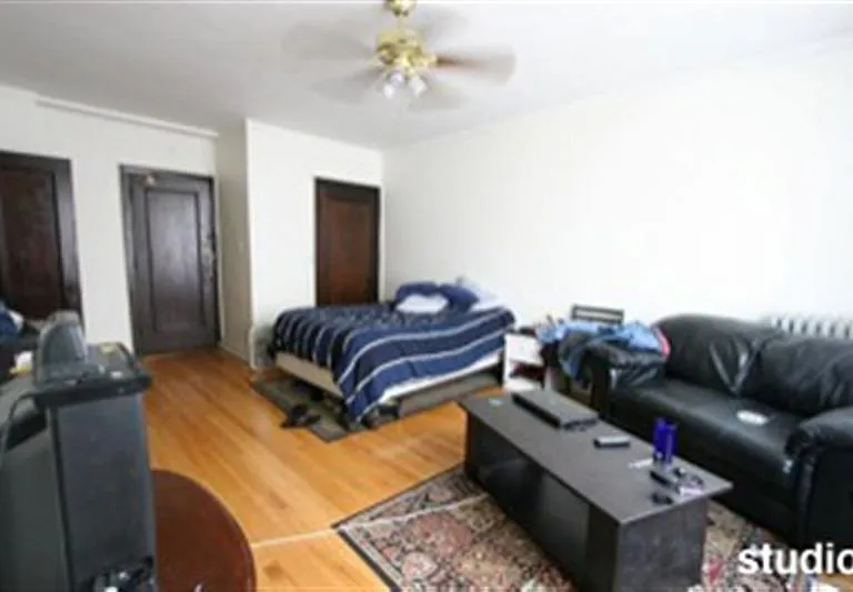 5154 N Clark St #426 — Photo 3