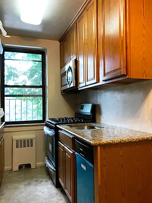 Rented by Prime Realty | media 5