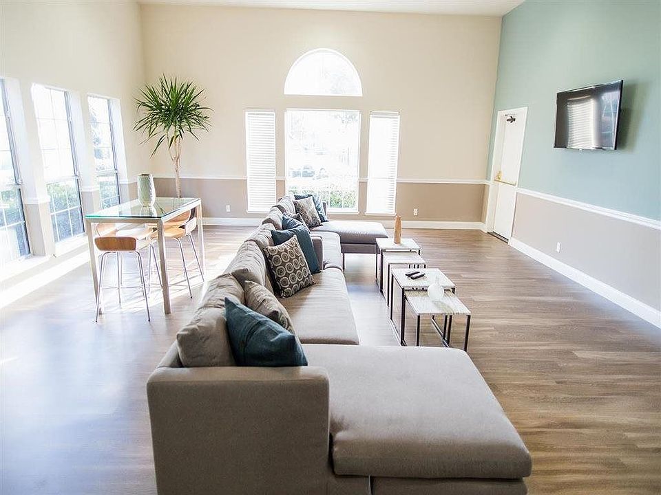 1st image of 5051 El Don Dr APT 1503