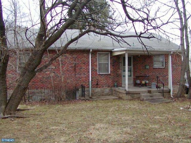 2nd image of 7409-11 Loretto Ave