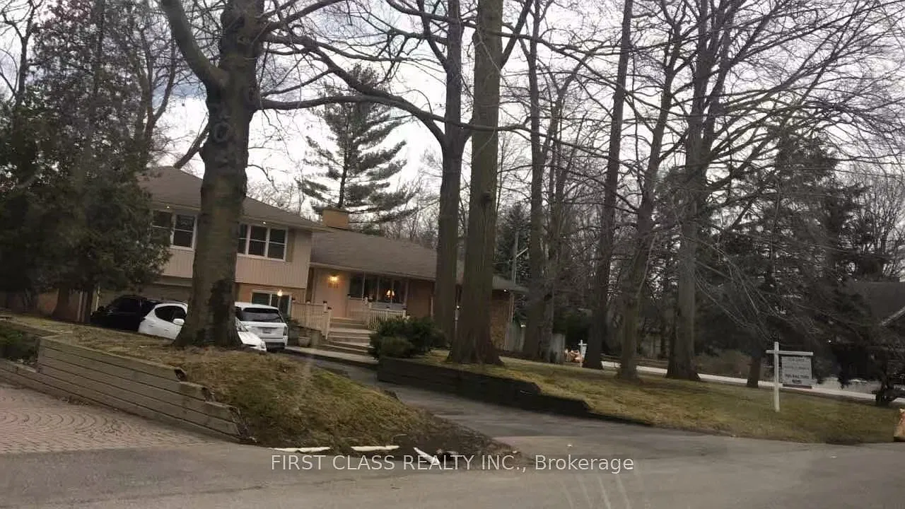 5 bed, $3,998 — Photo 2