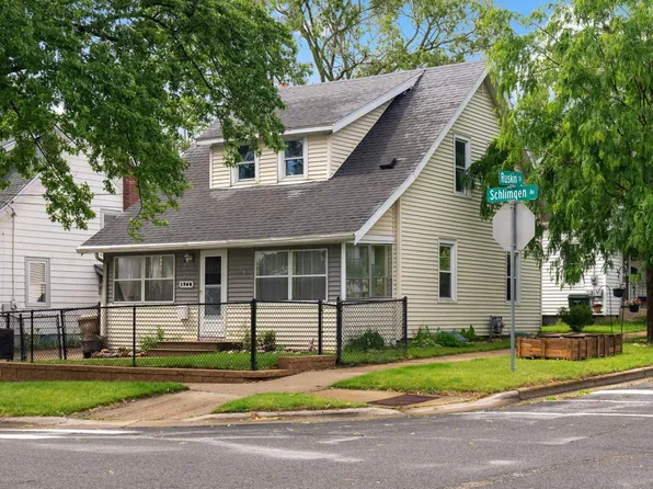 1740 Schlimgen Ave, Madison, WI 53704