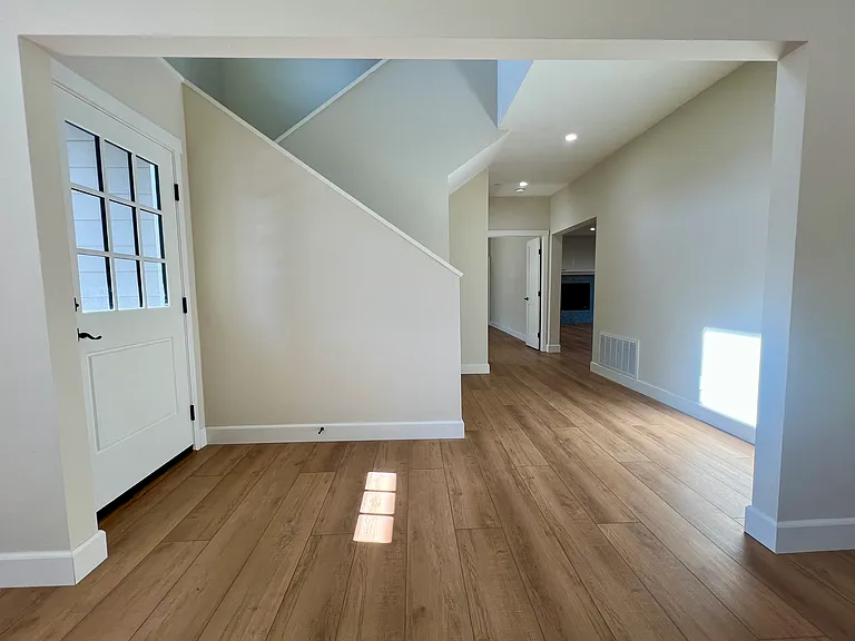 3729 Cannes Pl — Photo 4