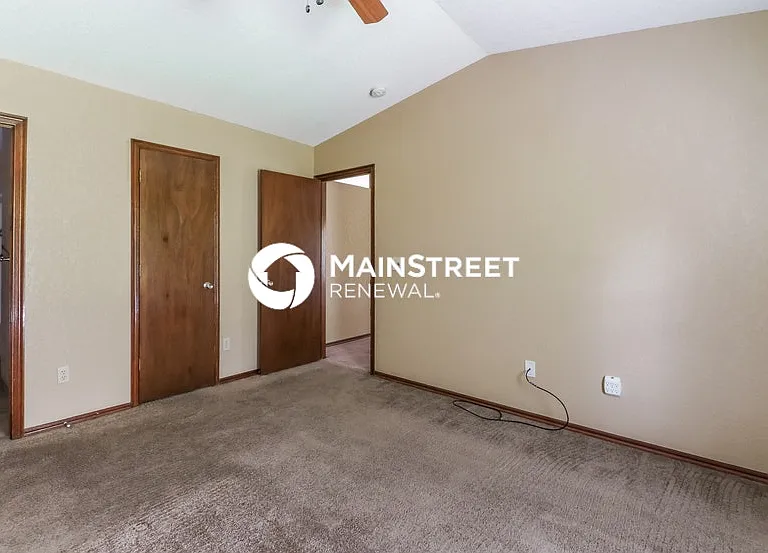 1716 Jackson Dr — Photo 10