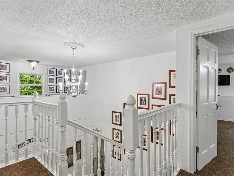 20424 Marguerite Rd — Photo 33
