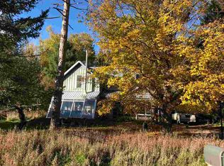 8871 E Mitchell Rd, Petoskey, MI 49770