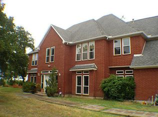 6425 Lake Oaks Cir, Fort Worth, TX 76108