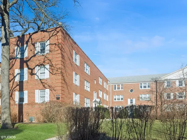 2715 Central St APT 3S, Evanston, IL 60201
