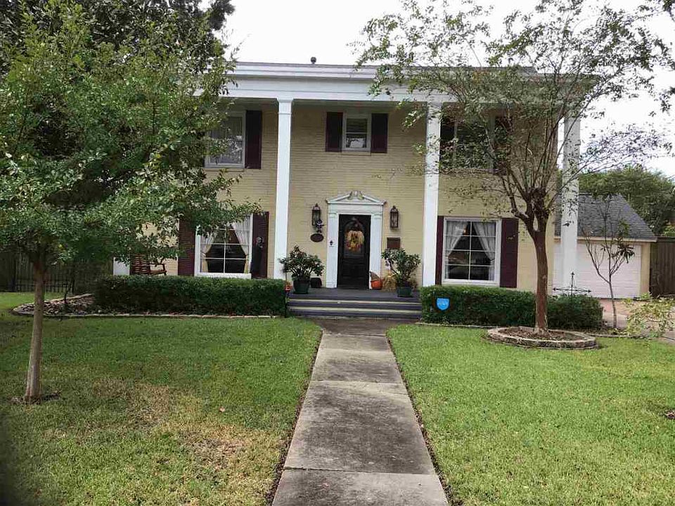 1st image of 755 19th St
