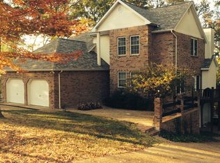 206 Little Creek Ln, Jefferson City, MO 65109