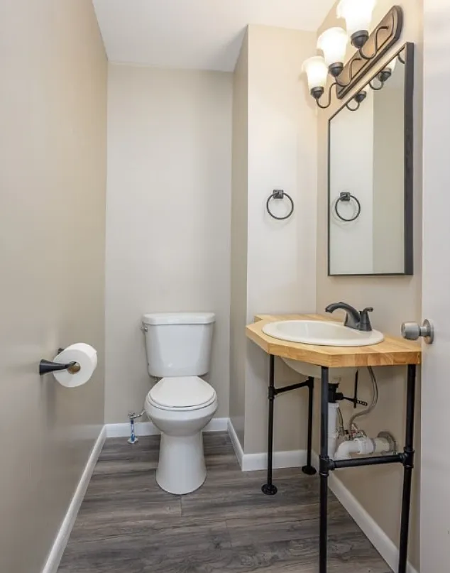 3 bed, 1734 sqft, $1,050 — Photo 2