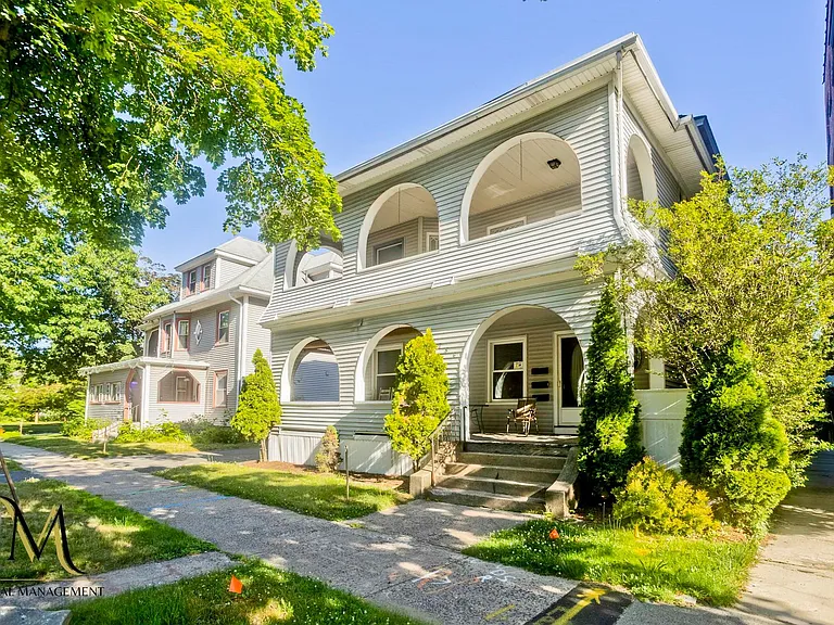 286 Sumner Ave — Photo 25