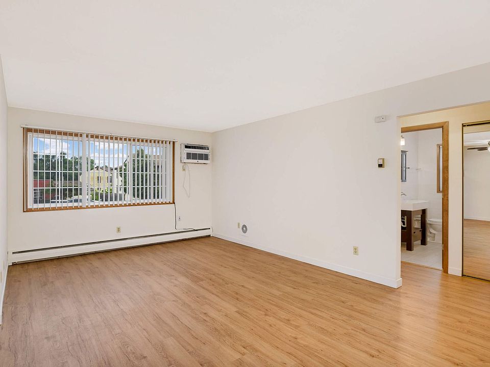 1st image of 6227 W 34th St APT 11