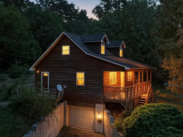 1828 Cherokee Cir, Tazewell, TN 37879