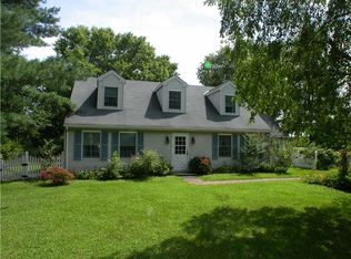 949 Woods Rd, Bear, DE 19701