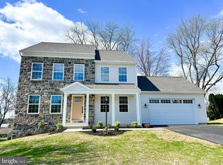 144 Cricket Ln, Camp Hill, PA