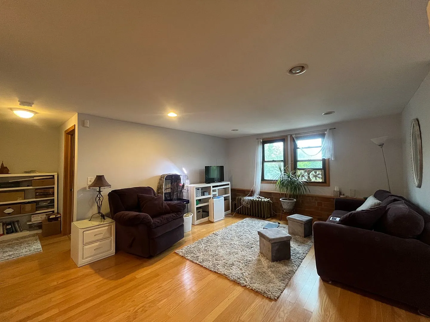 1098 Lexington — Photo 3